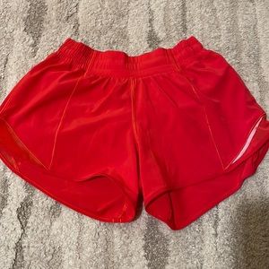 Lululemon Hotty Hot shorts